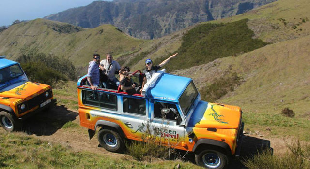 jeep view mountain