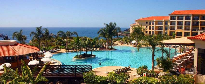 Porto Mare exterior pool